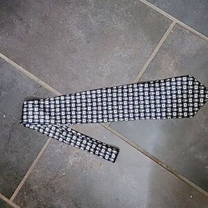 Oscar De La Renta 100% Silk Tie 👔 VINTAGE Firm